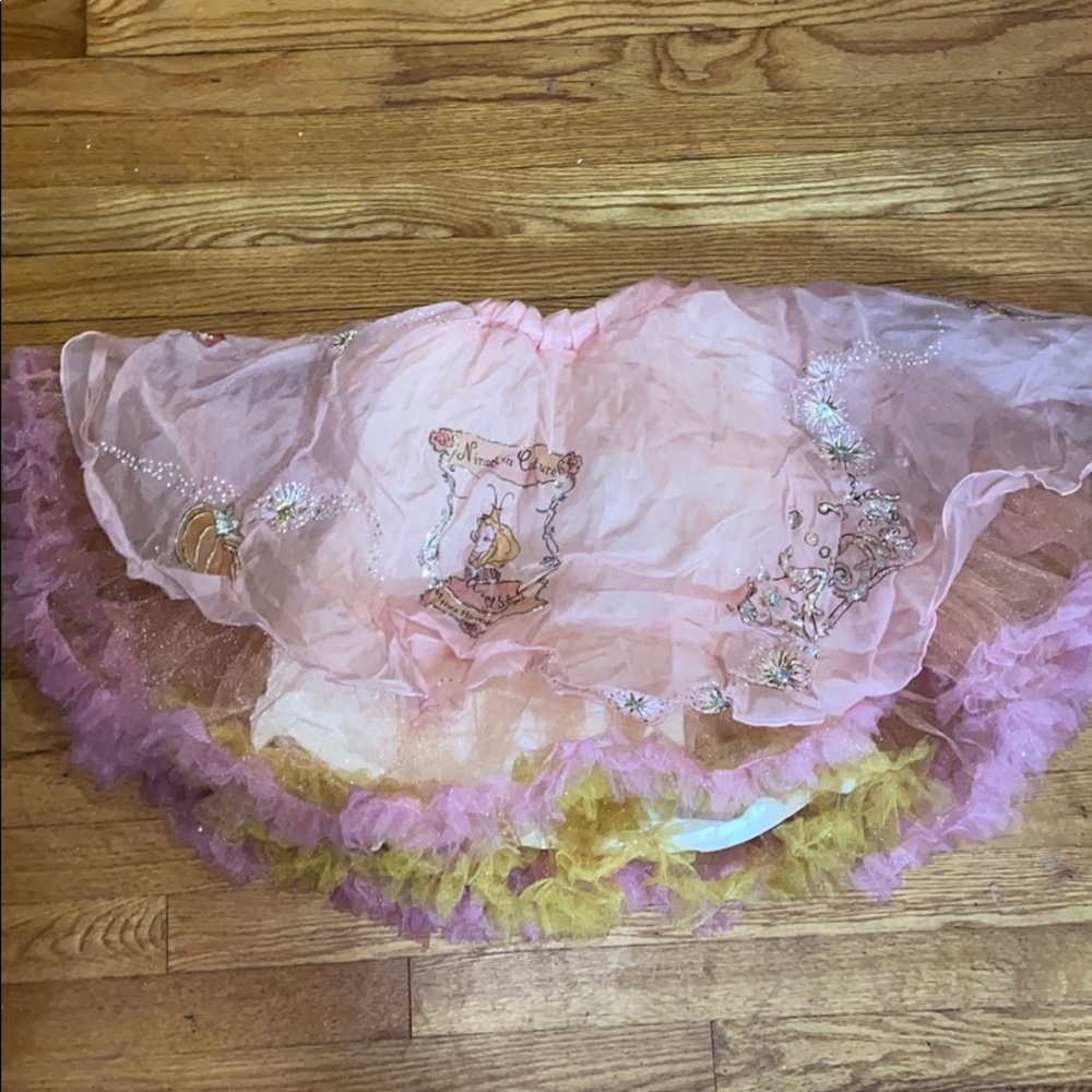 Petti skirt.